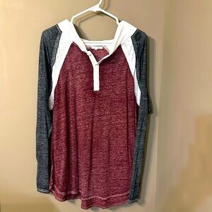 Lightweight long sleeve tee with hood.